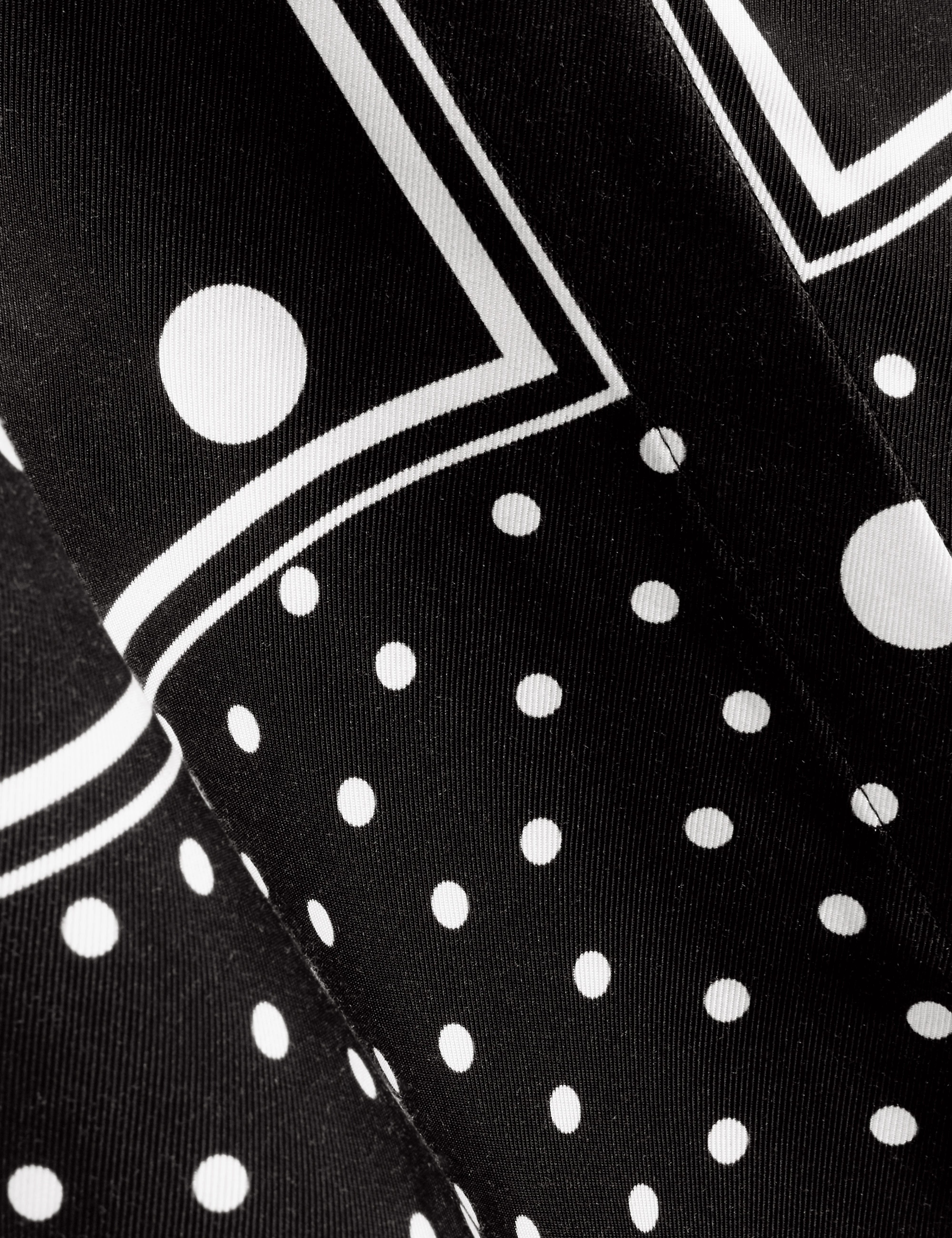 Adelzi Printed Longline Shirt Black - Image 3