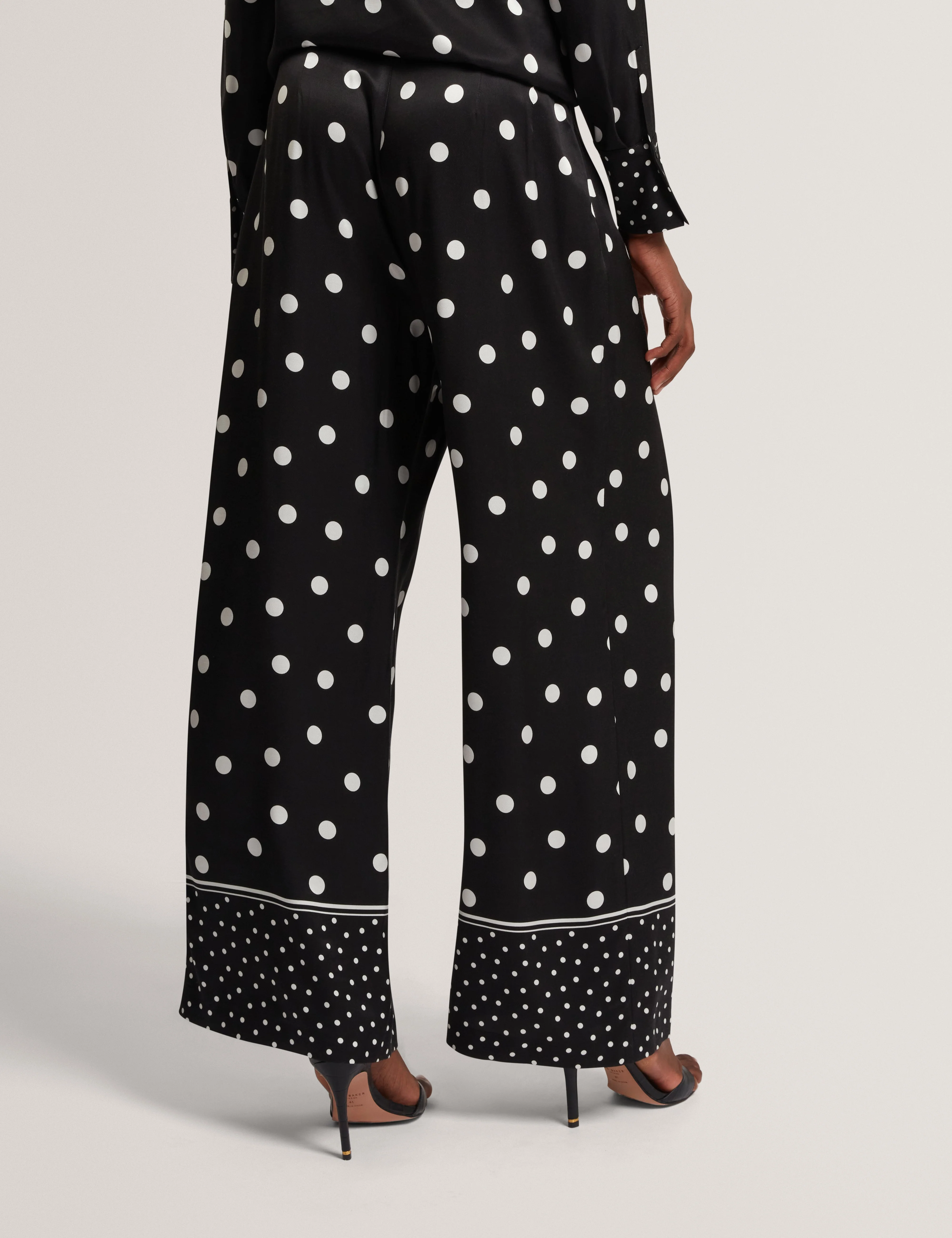 Admiia Printed Trouser Black - Image 4