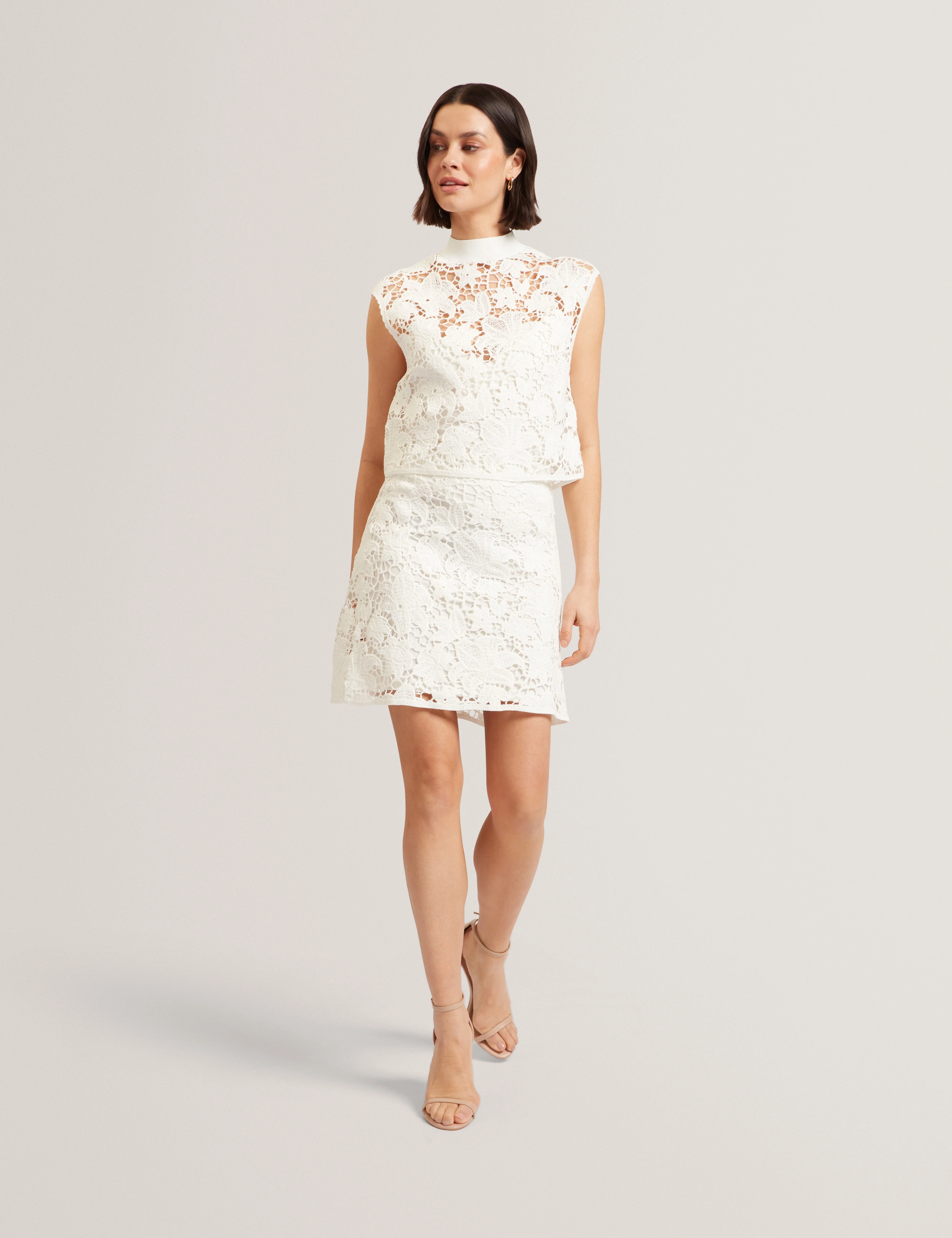 Aenabet Cropped Crochet Top Ivory - Image 2