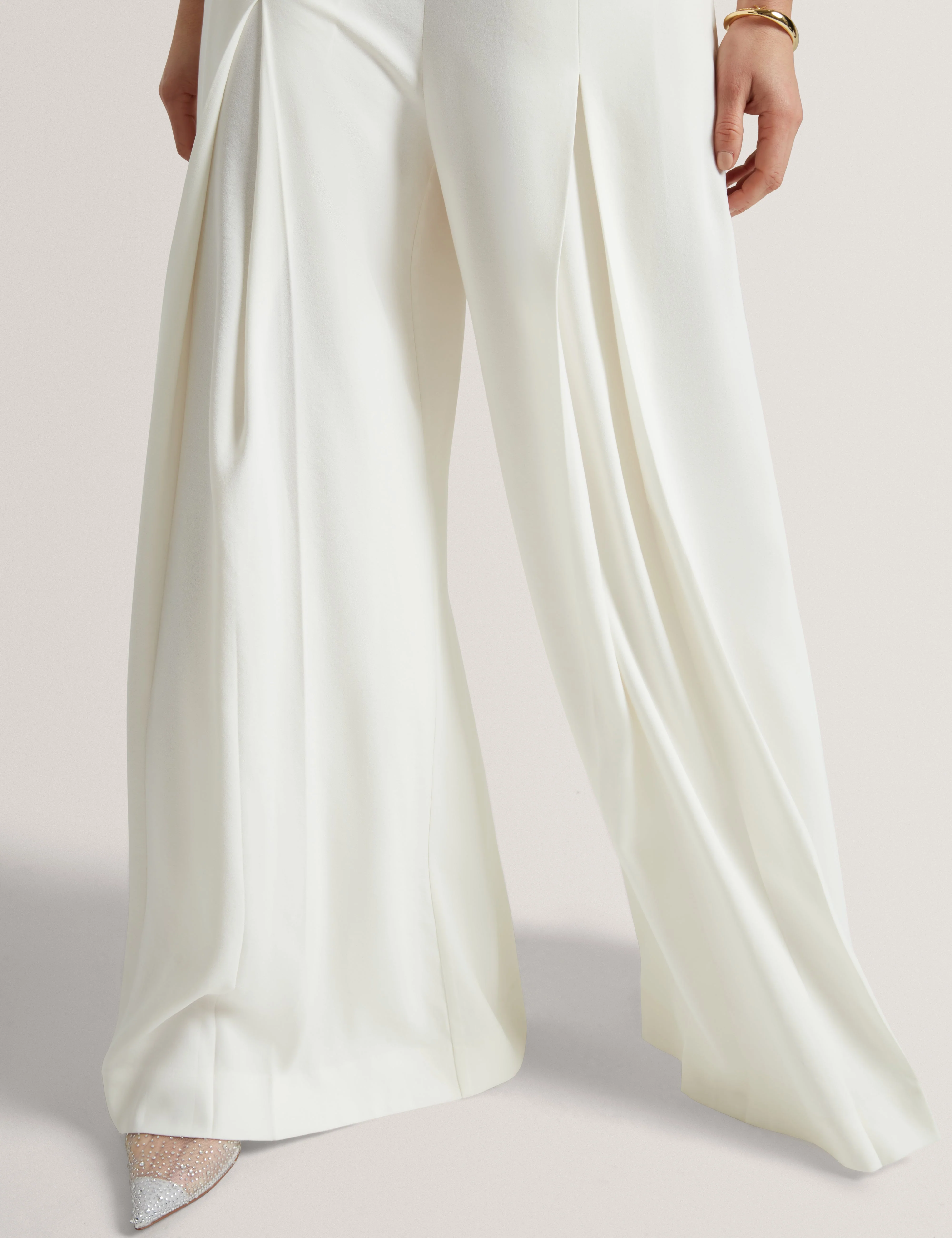 Aepi Front Pleat Wide Leg Trousers Ivory - Image 5