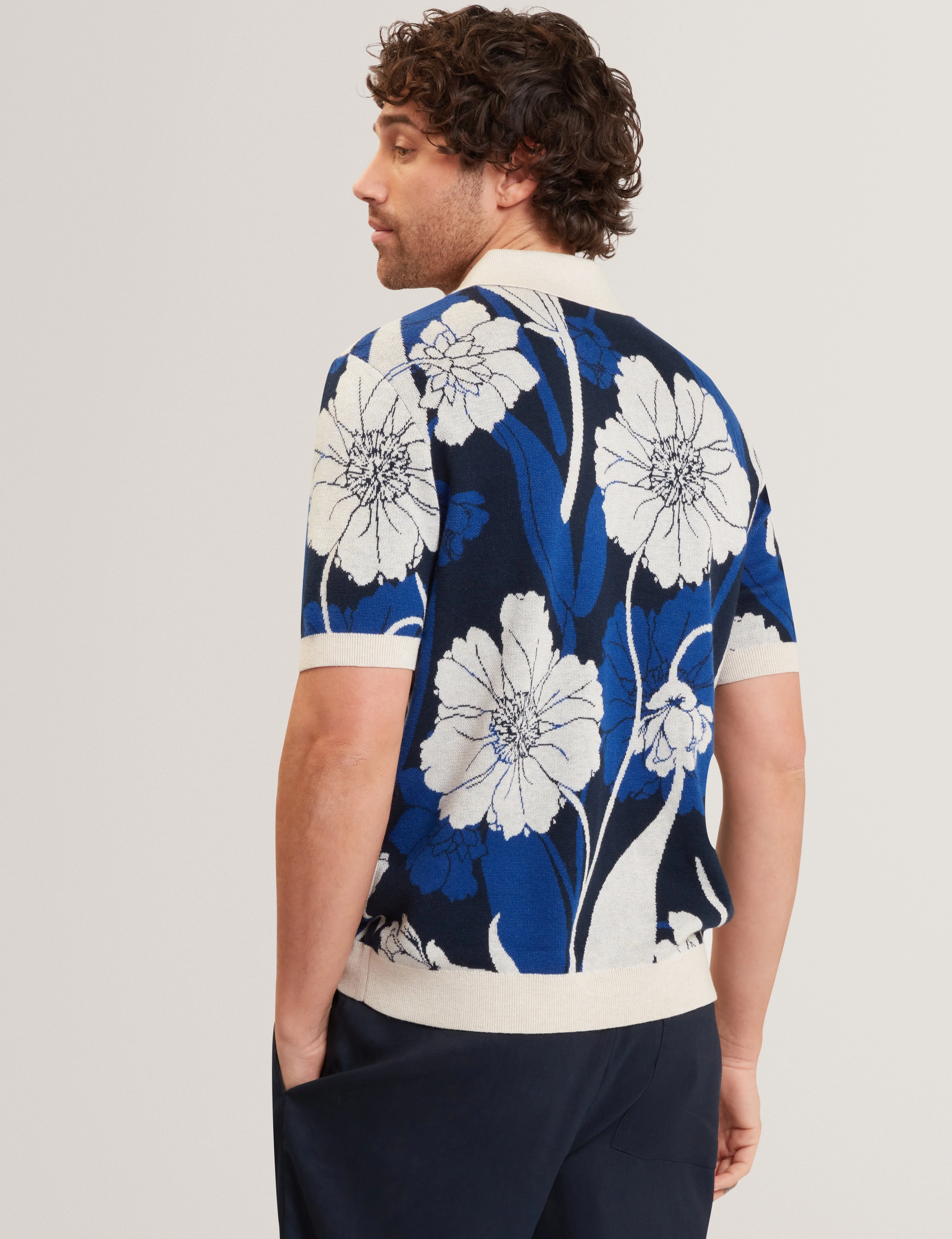 Aldery Short Sleeve Floral Jacquard Polo Brt-Blue - Image 5