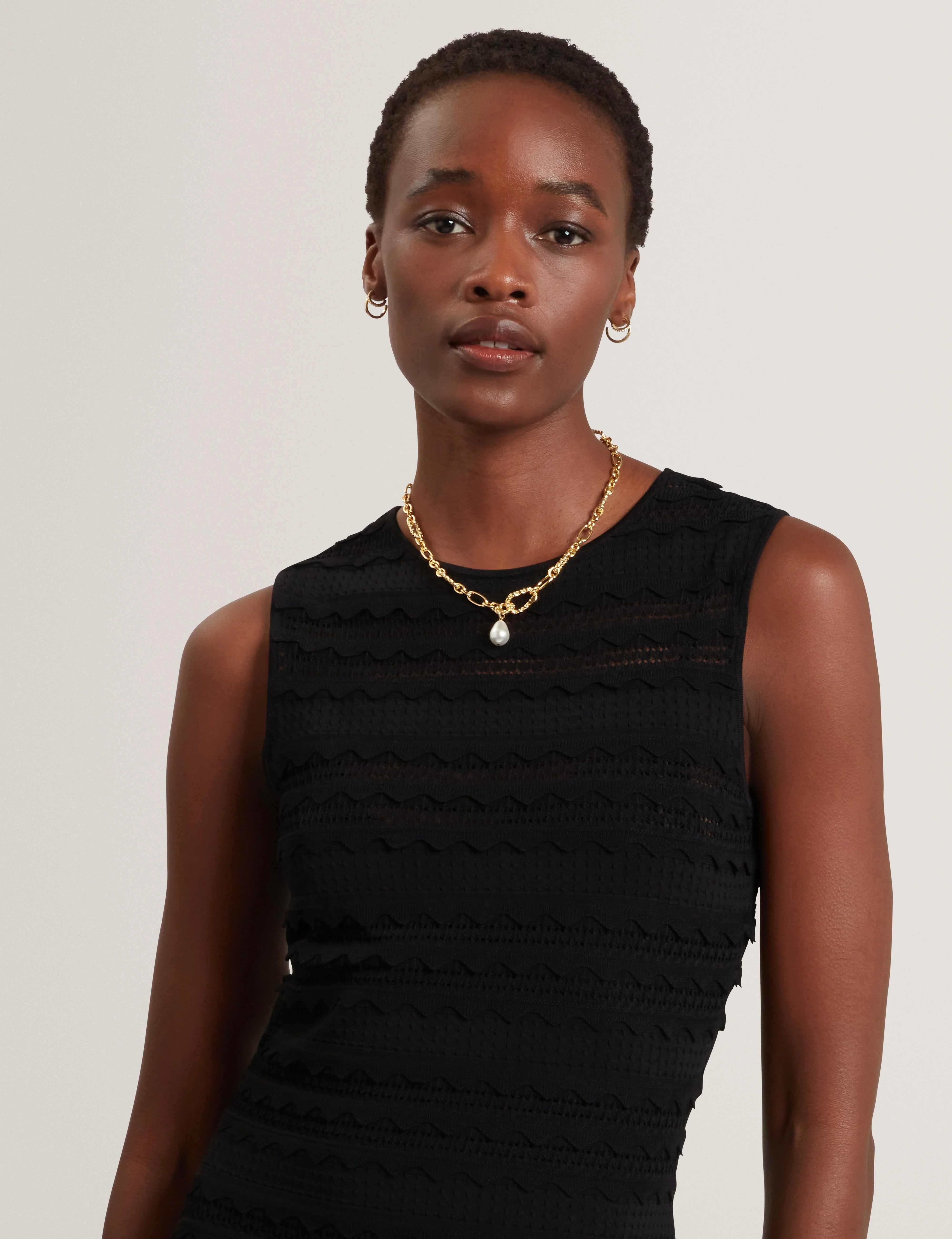 Avela Knitted Mini Dress With Frill Detail Black - Image 4