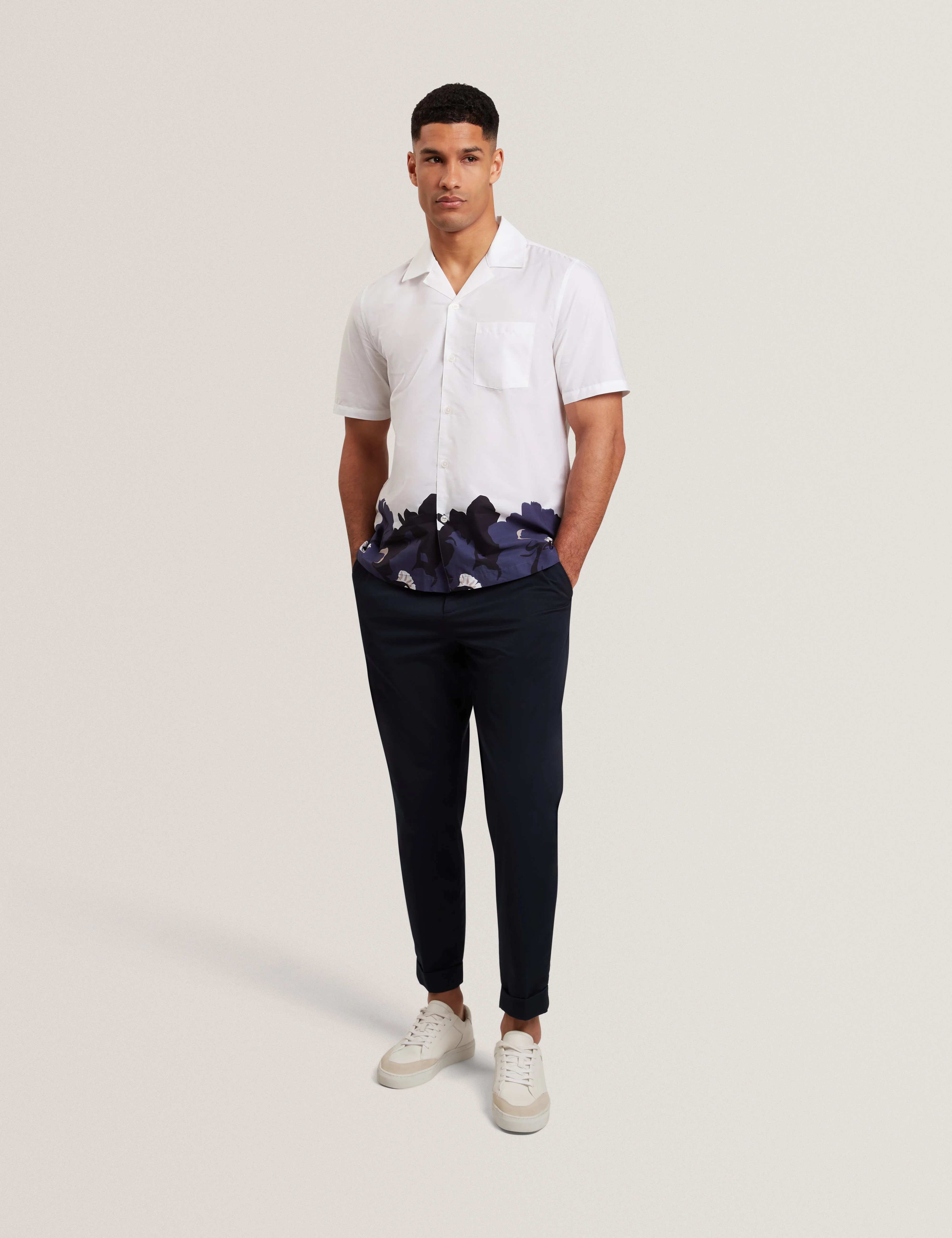 Biscarn Short Sleeve Relaxed Placement Floral Shirt White - Image 2