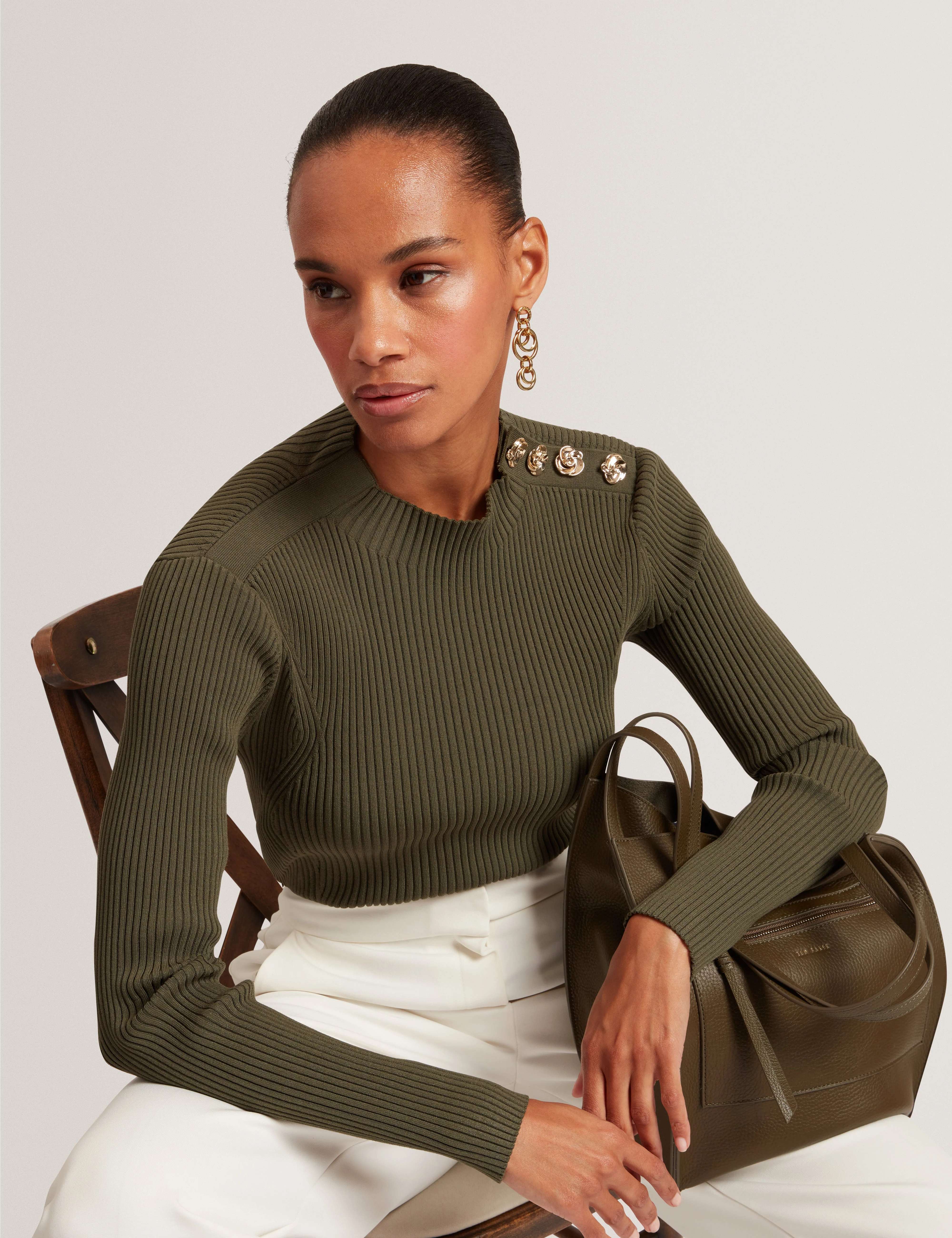 Bleana Rose Button Detail Long Sleeve Knitted T Dk-Green - Image 6