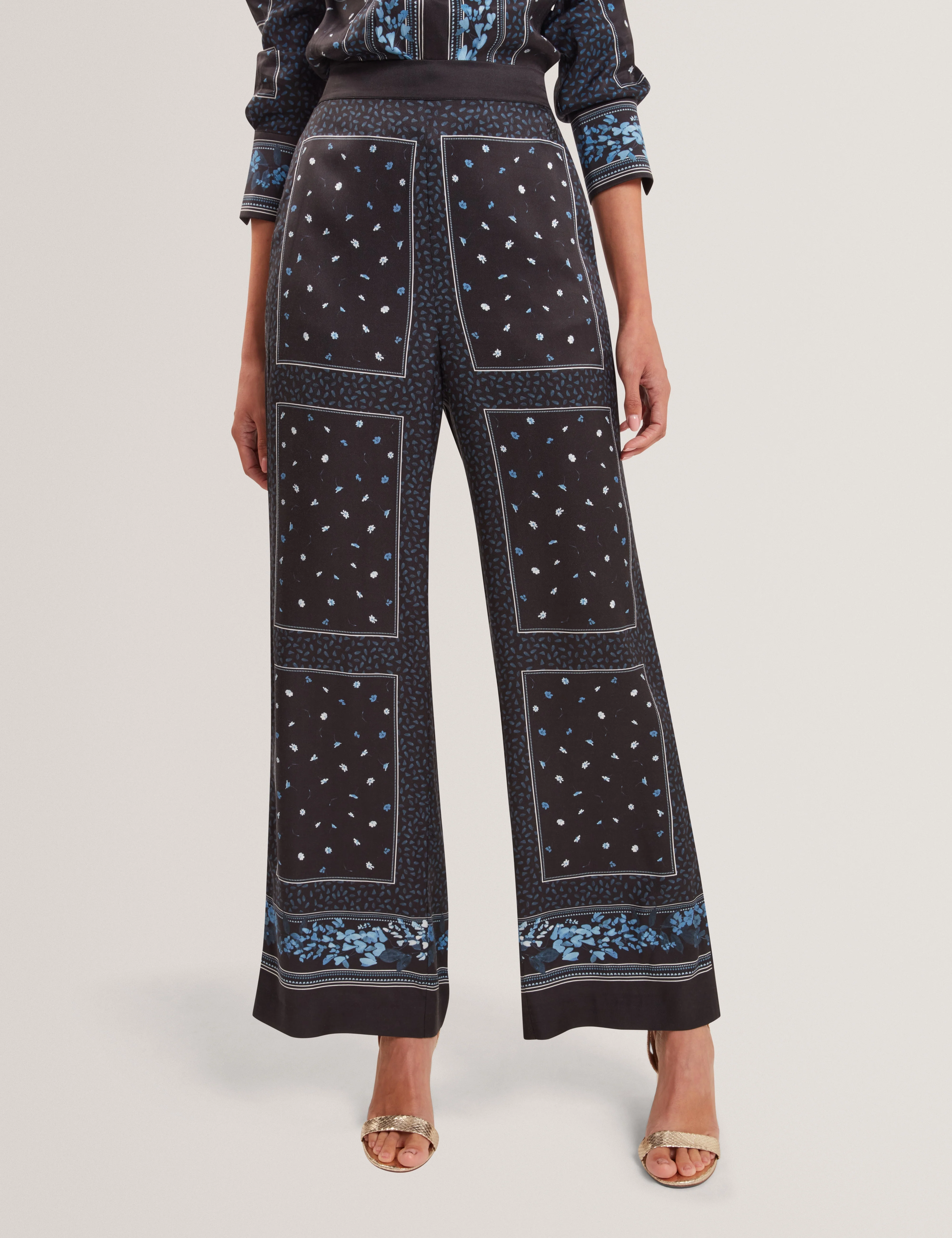 Brani Printed Wide Leg Trouser Black - Image 2