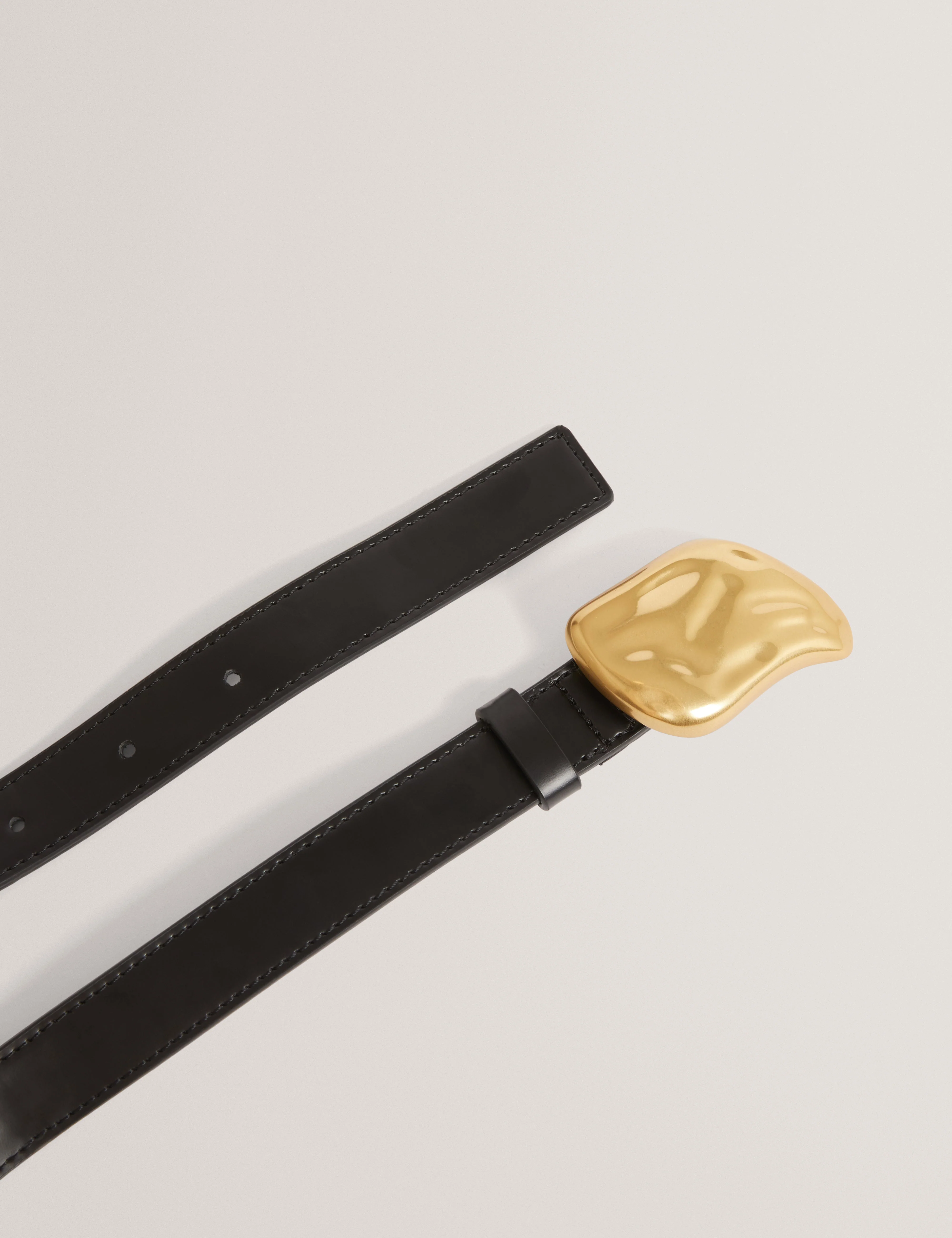 Brryn Statement Hardware Buckle Belt Black - Image 2