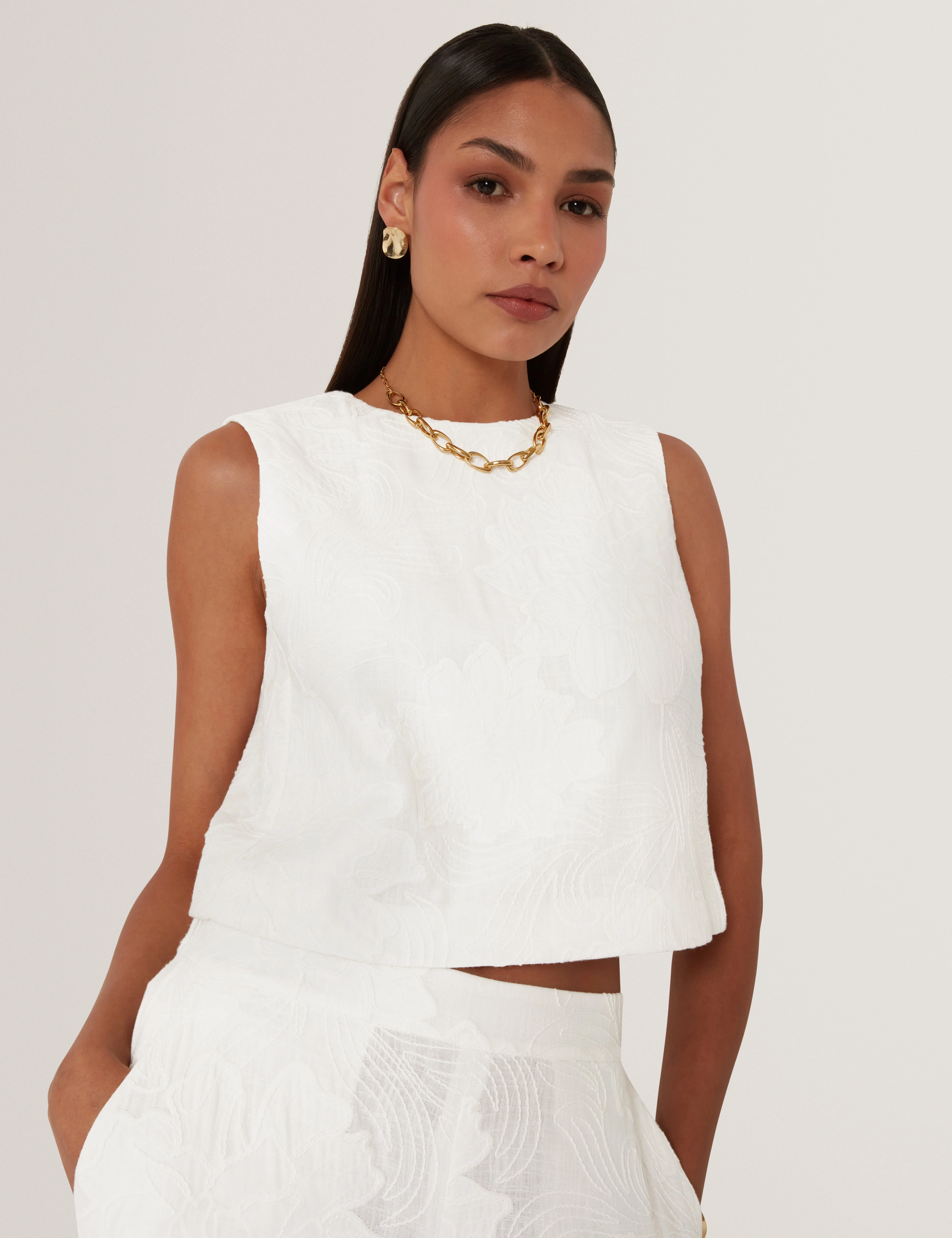 Embelia Embroidered Sleeveless Top White - Image 6