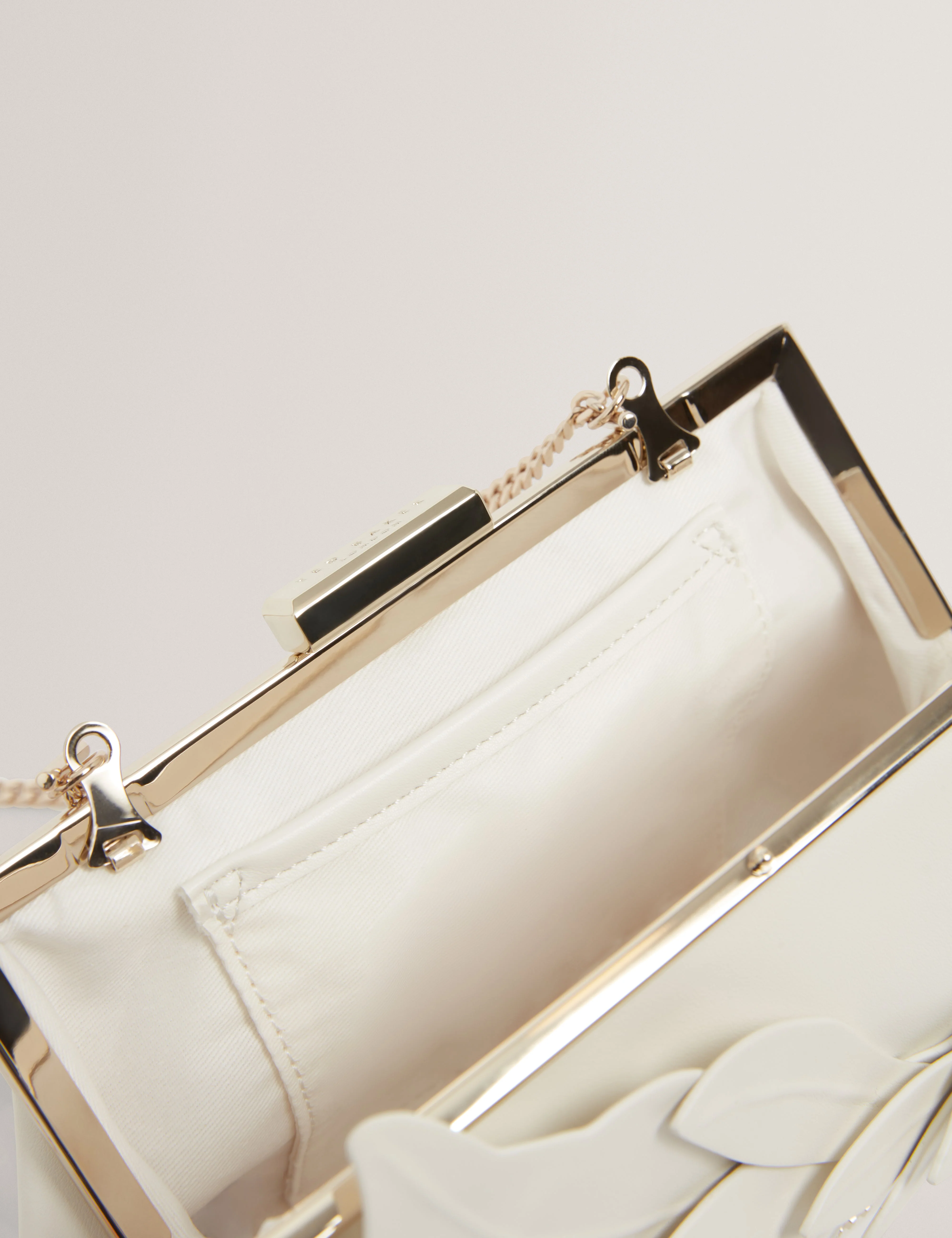 Flloria Floral Applique Detail Clutch Bag Ivory - Image 5