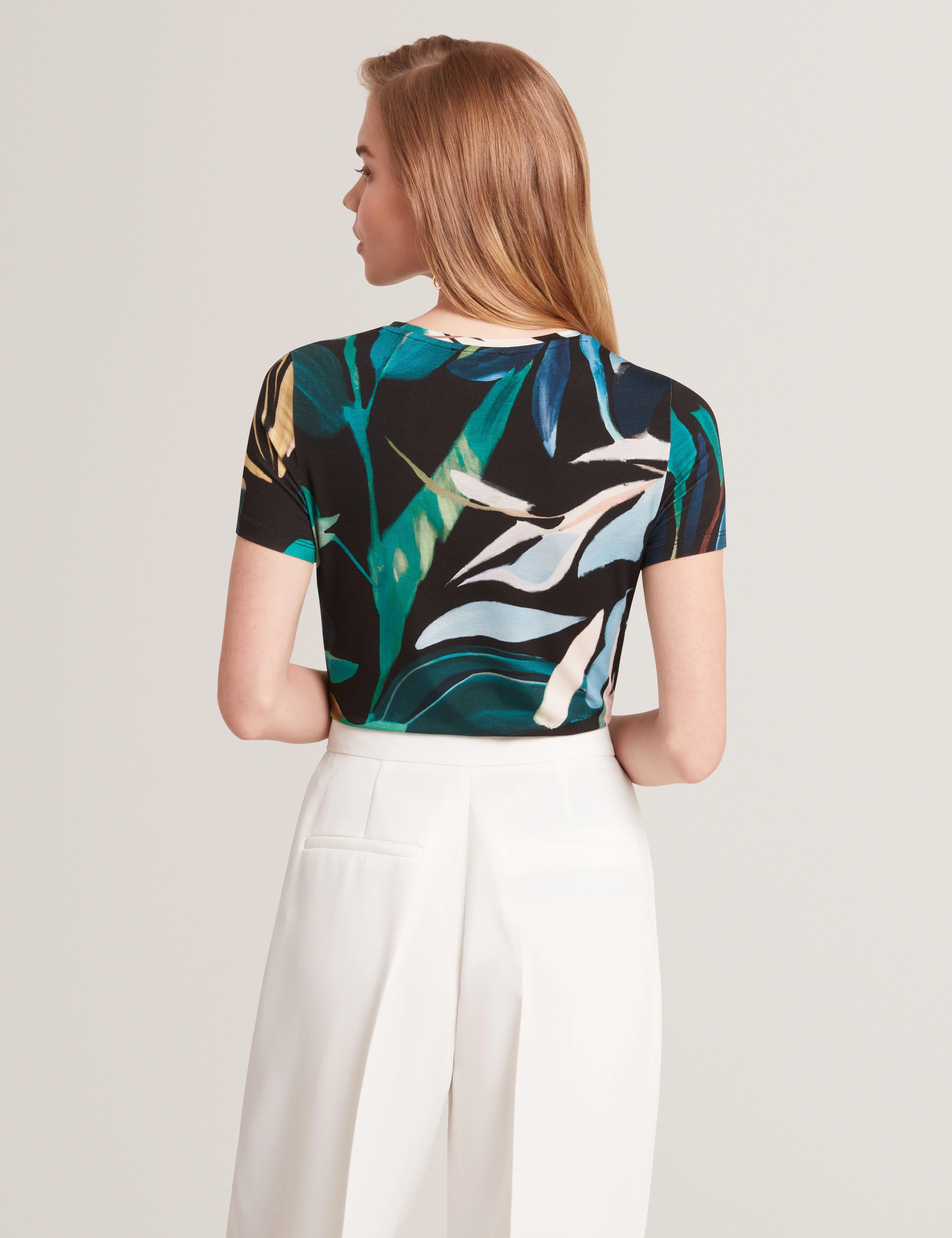 Haiiley Printed Fitted Short Sleeve Tee Black - Image 4