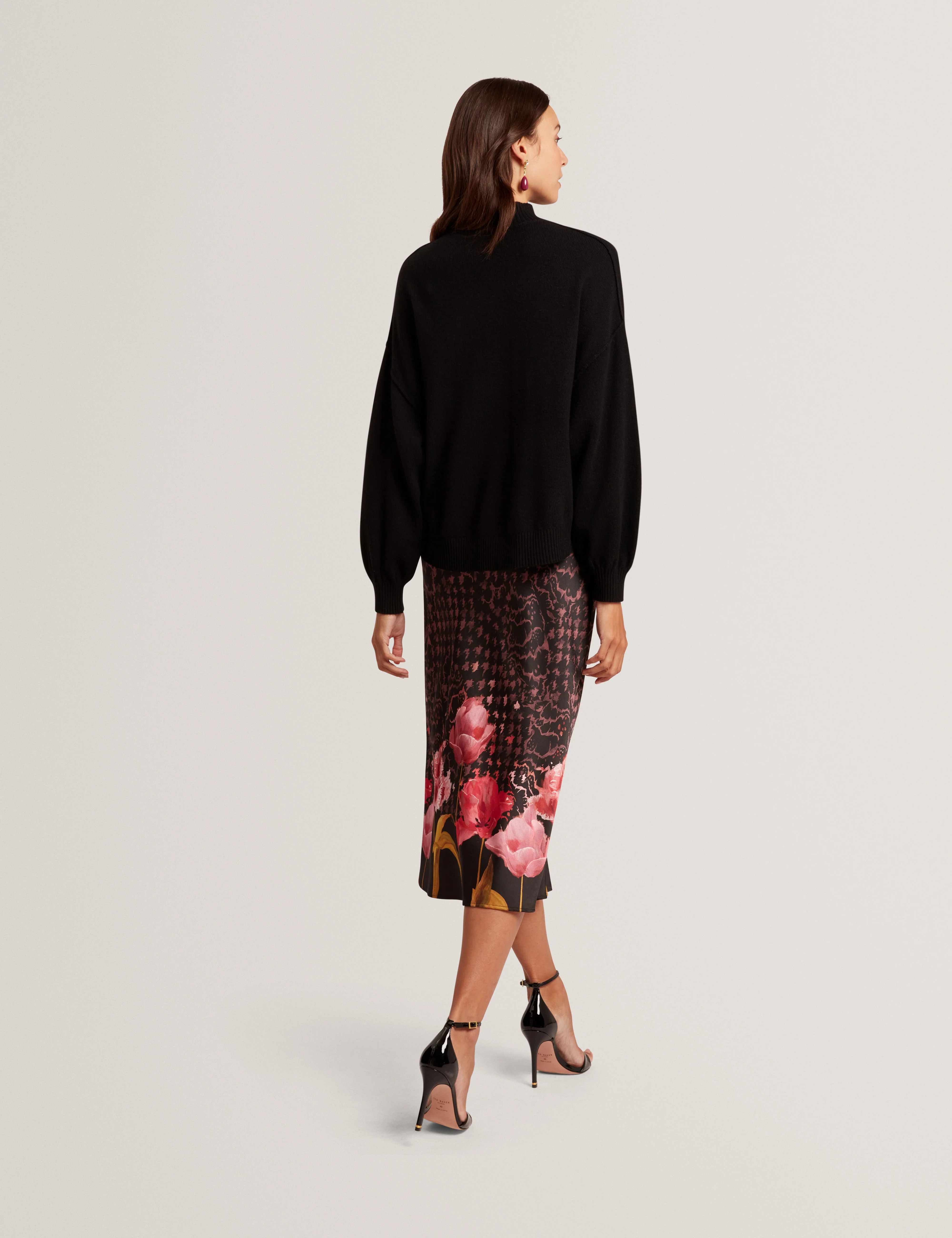 Kaatyy Knitted Jumper With Printed Slip Dress Black - Image 5
