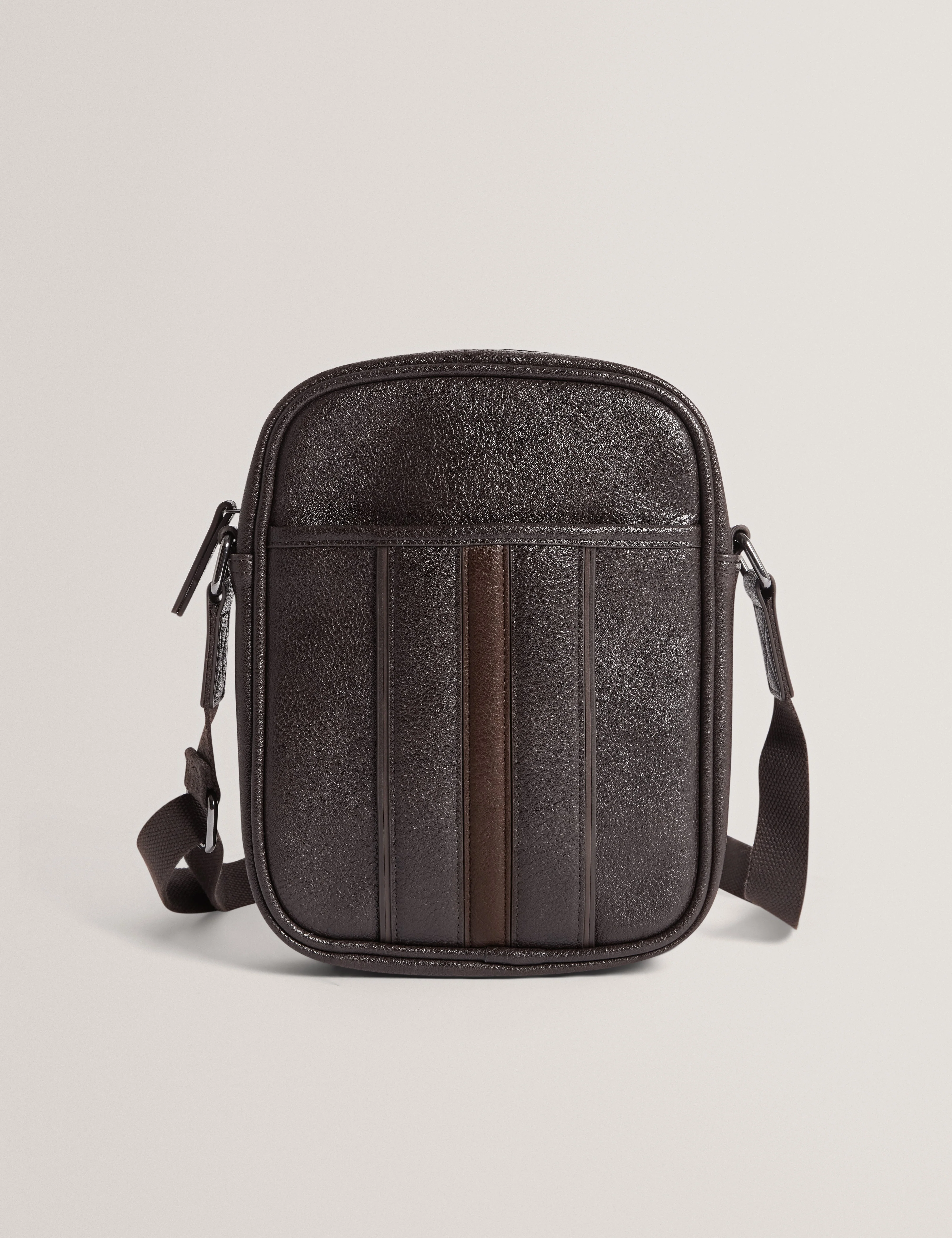 Keiigan Stripe Pu Flight Bag Brn-Choc