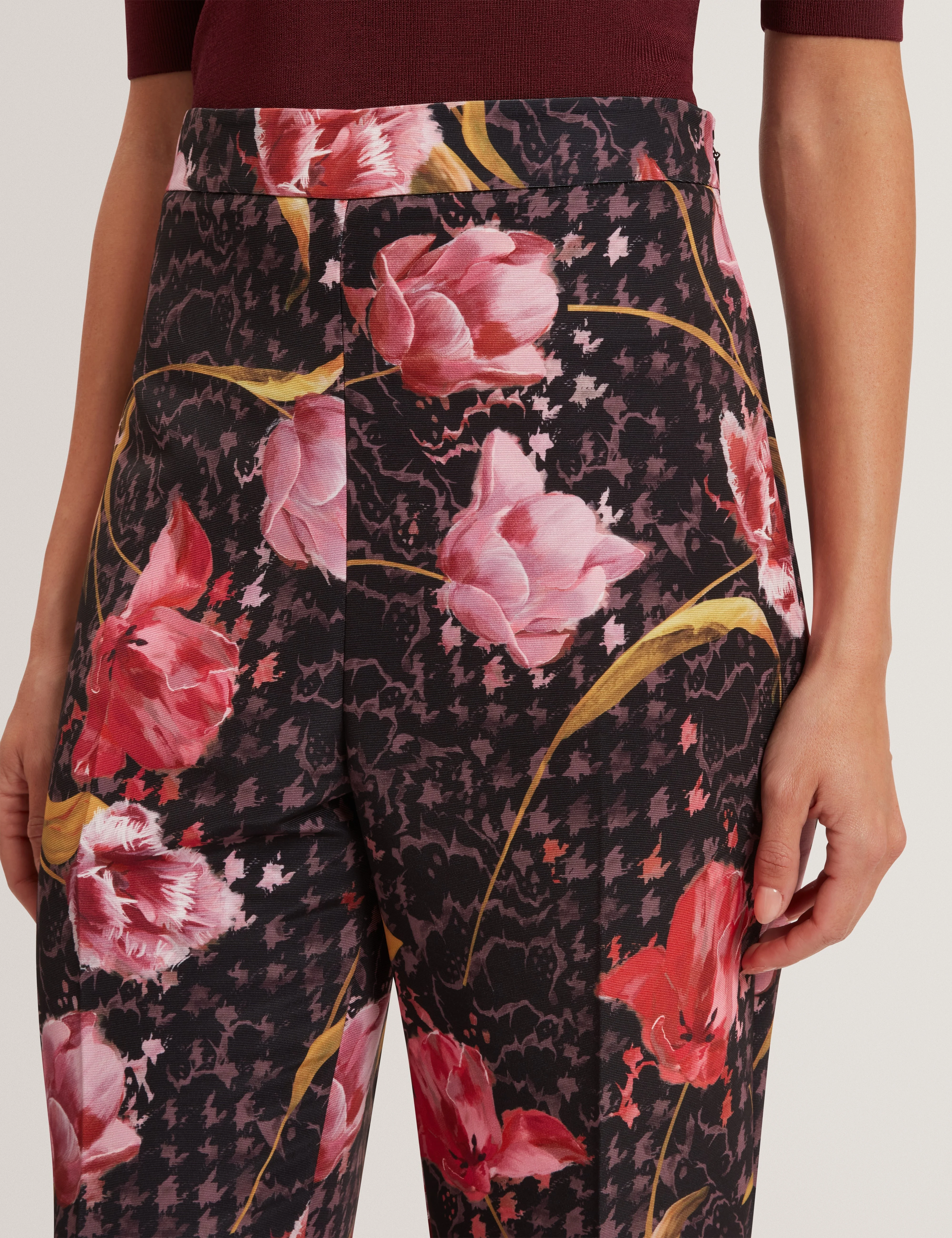 Kwarit Tailored Printed Slim Leg Trouser Black - Image 4