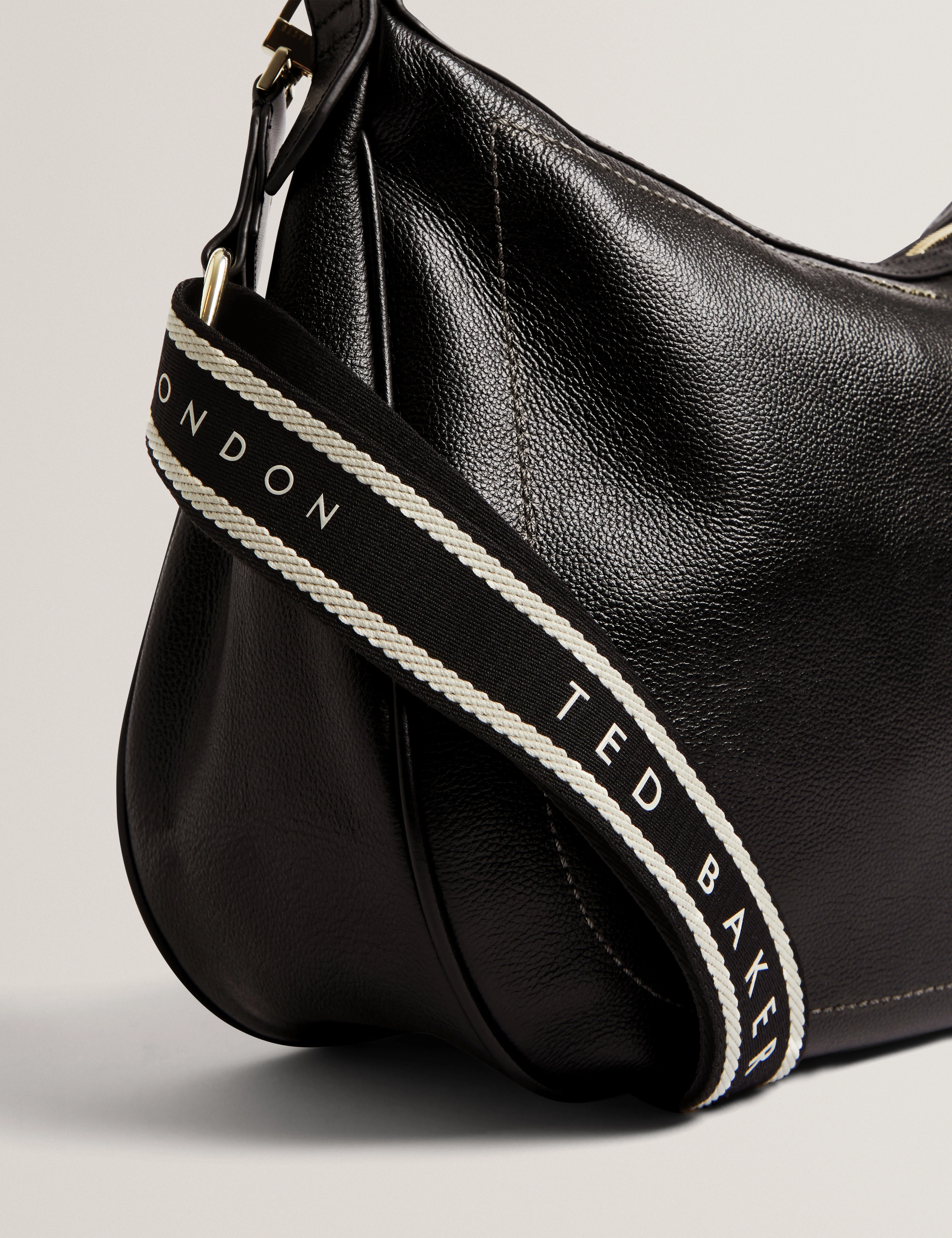 Lyshia Webbing Large Leather Hobo Bag Black - Image 3