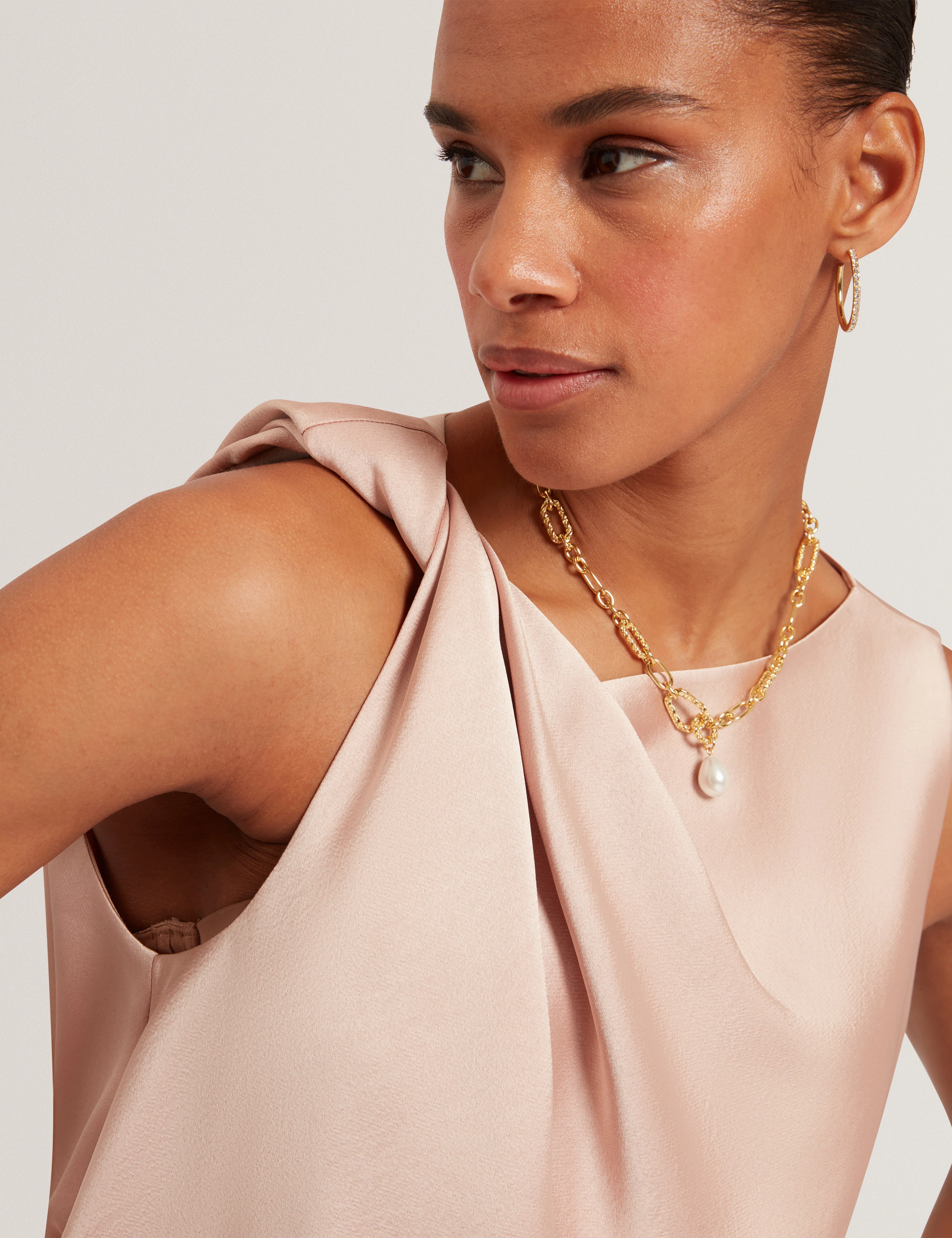 Miona Sleveless Twist Detail Top Dusky-Pink - Image 3