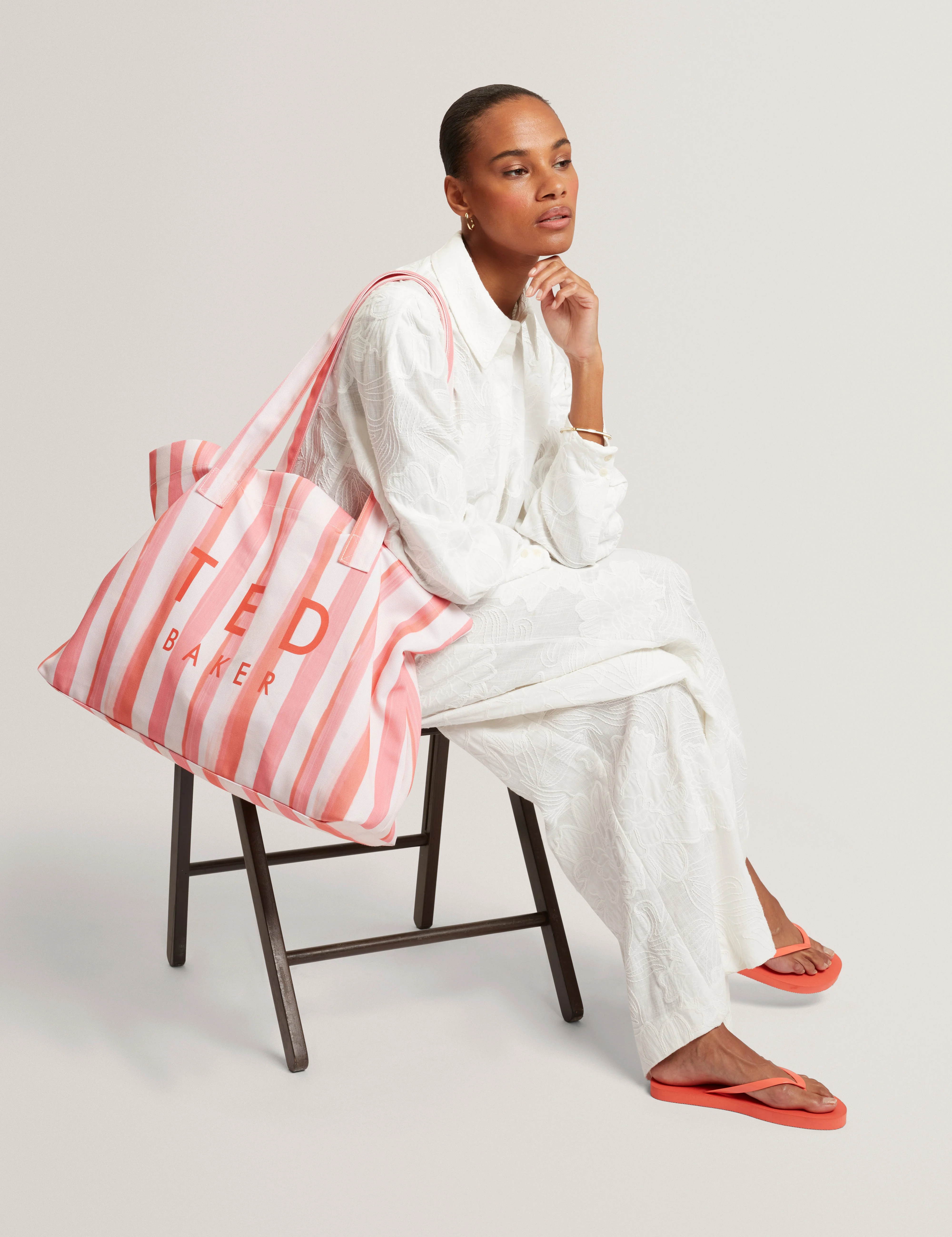 Octavy Printed Beach Tote Bag And Flip Flops Pink