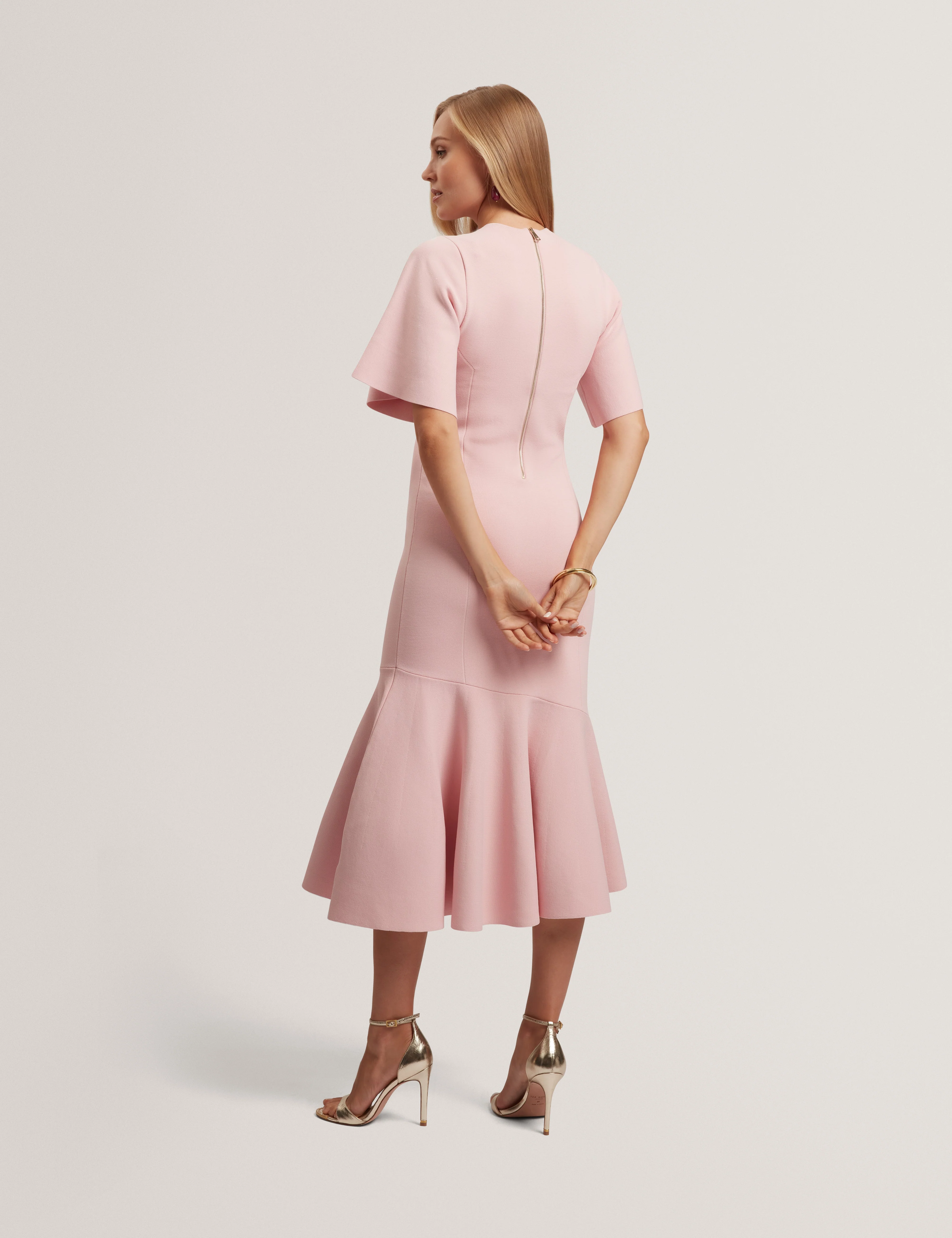 Receda Short Sleeve Knit Midi Dress Pink - Image 3