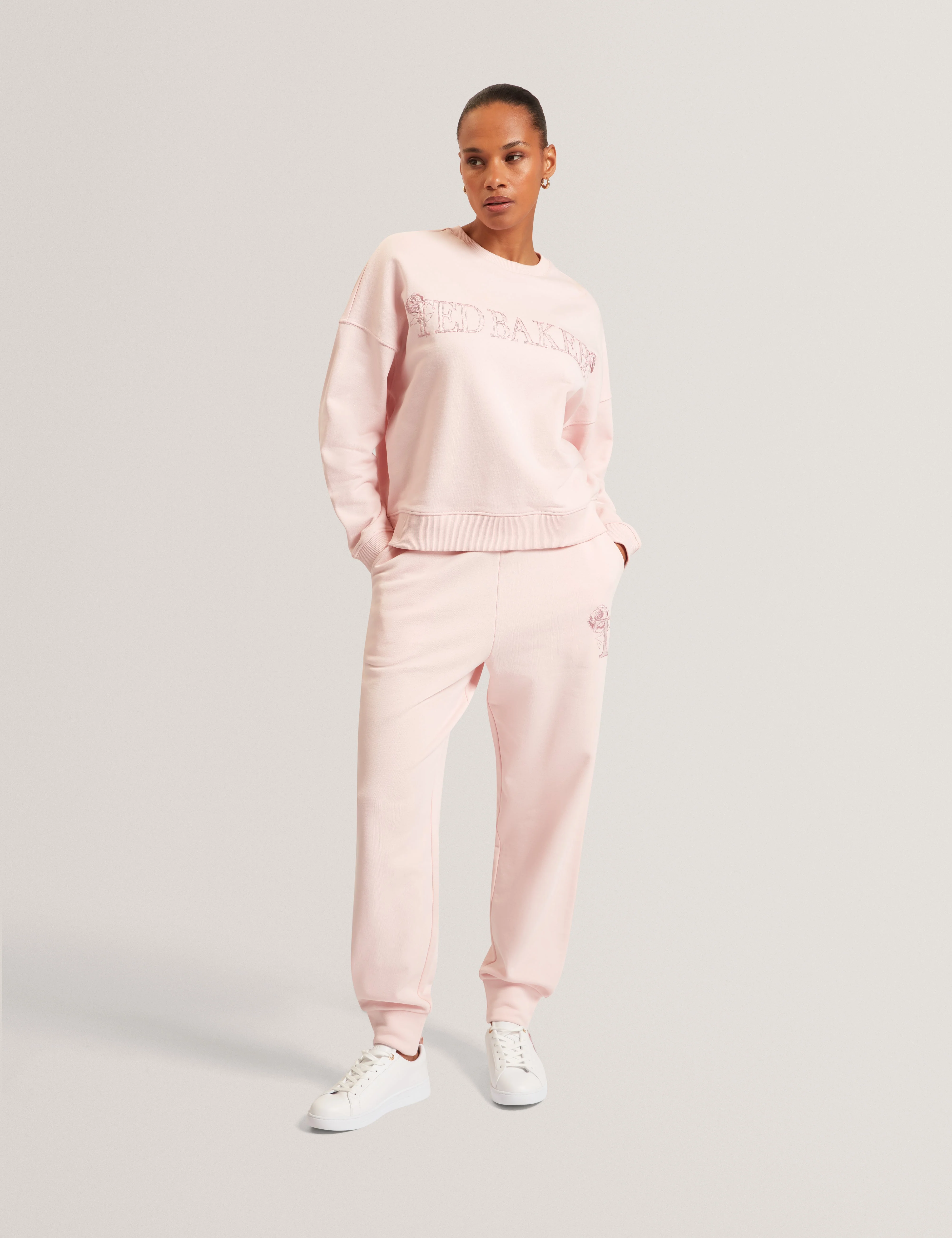 Tanlie Branded Embroidery Sweatshirt Pink - Image 4