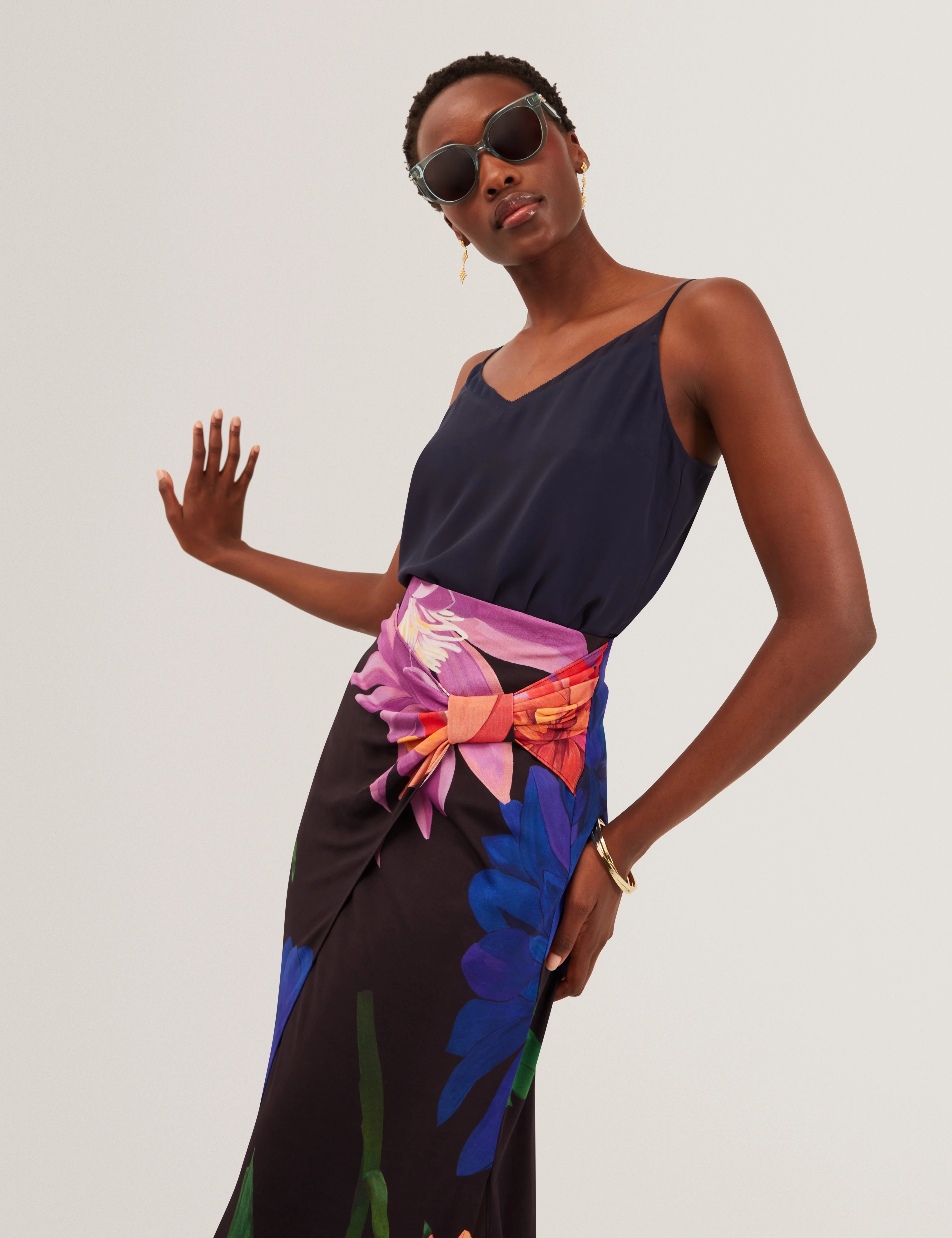 Varnia Printed Asymmetric Jersey Skirt Black - Image 3