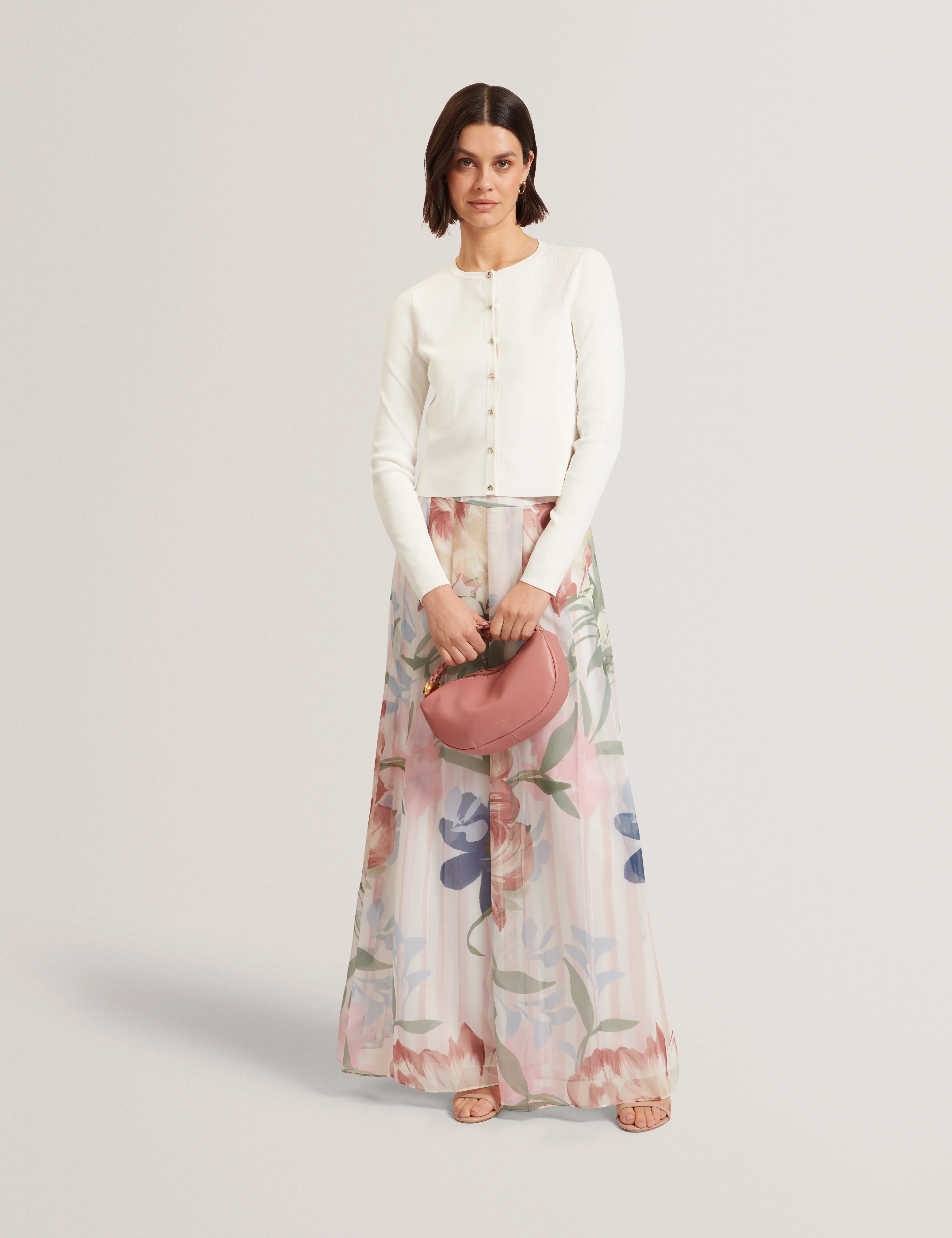 Vedla Cropped Crew Neck Cardigan Ivory - Image 2
