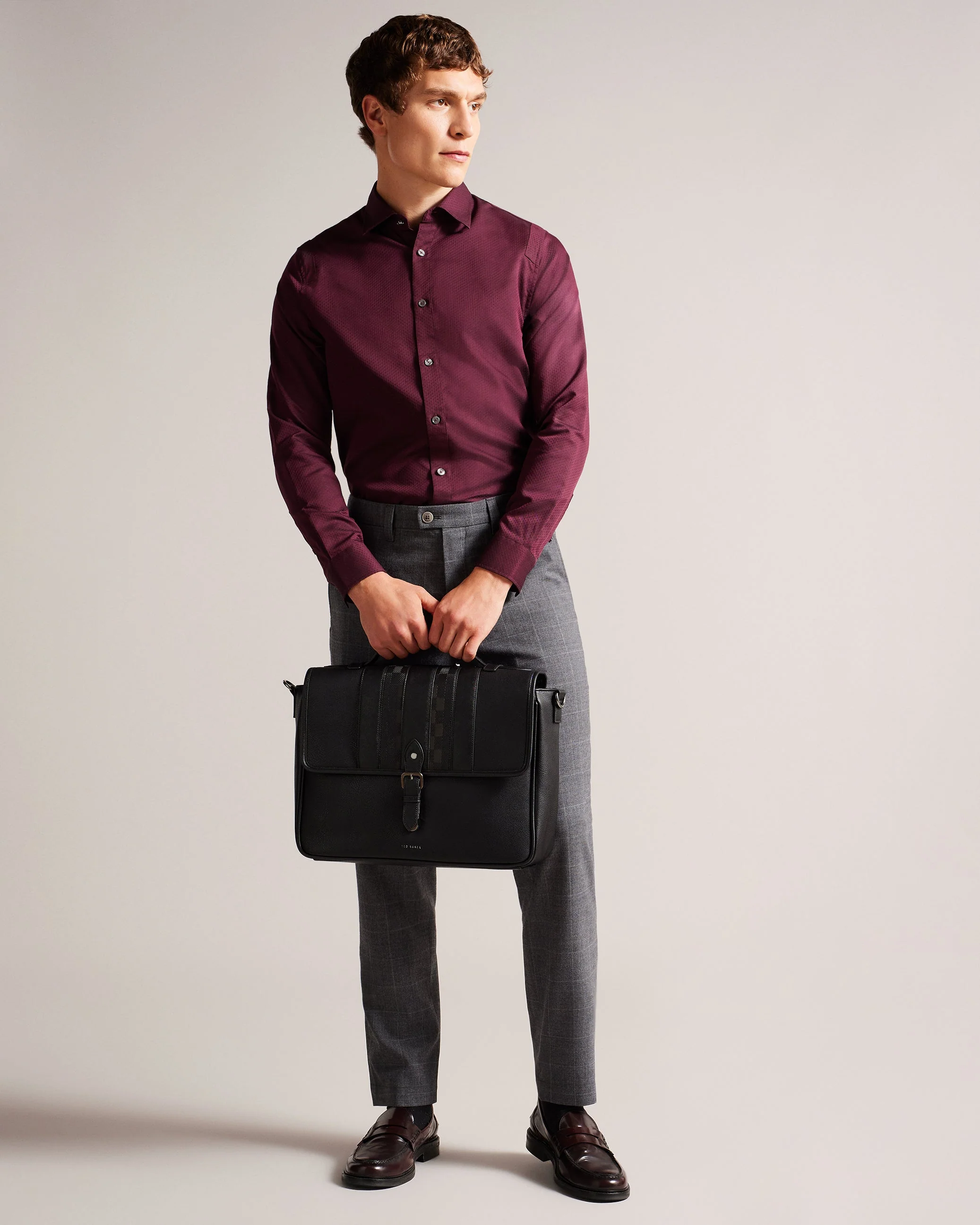 Wayvees House Check Pu Satchel Black - Image 6